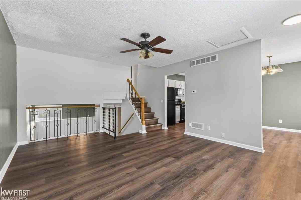 3867 Faber Ter - Photo 3 of 25