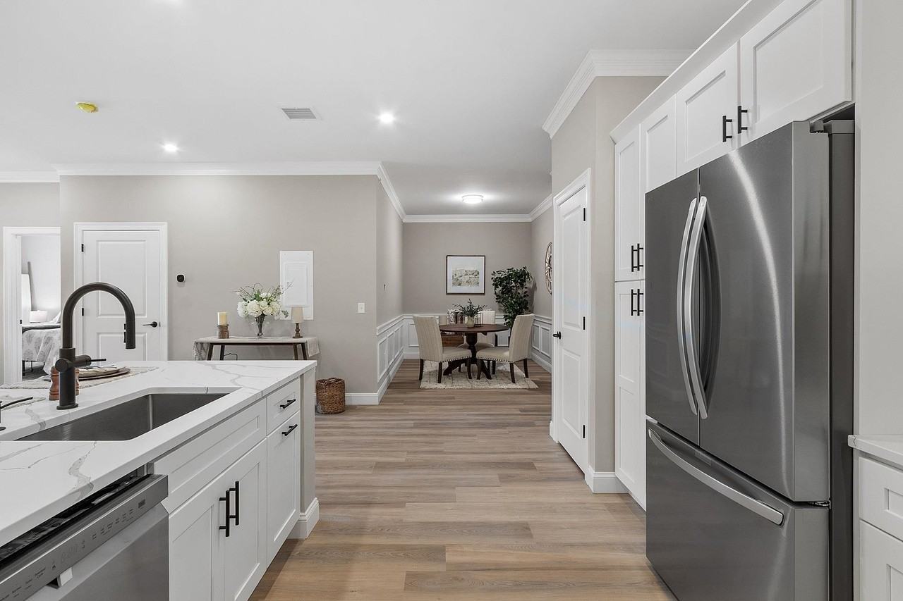 210 Brook Village Rd - Photo 4 of 9