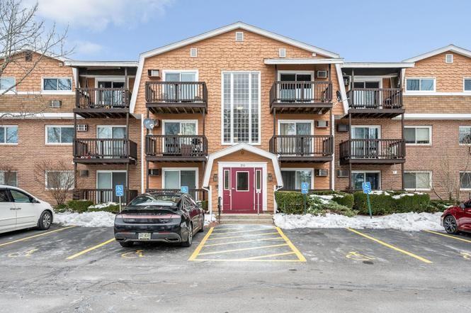 210 Brook Village Rd - Photo 7 of 9