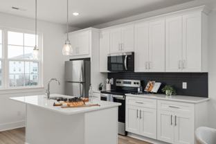 700 N Dupont Ave - Photo 1 of 1