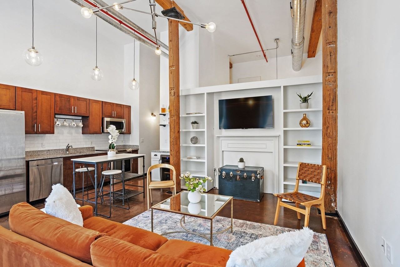 1350 Rosa L Parks Blvd - Photo 5 of 19