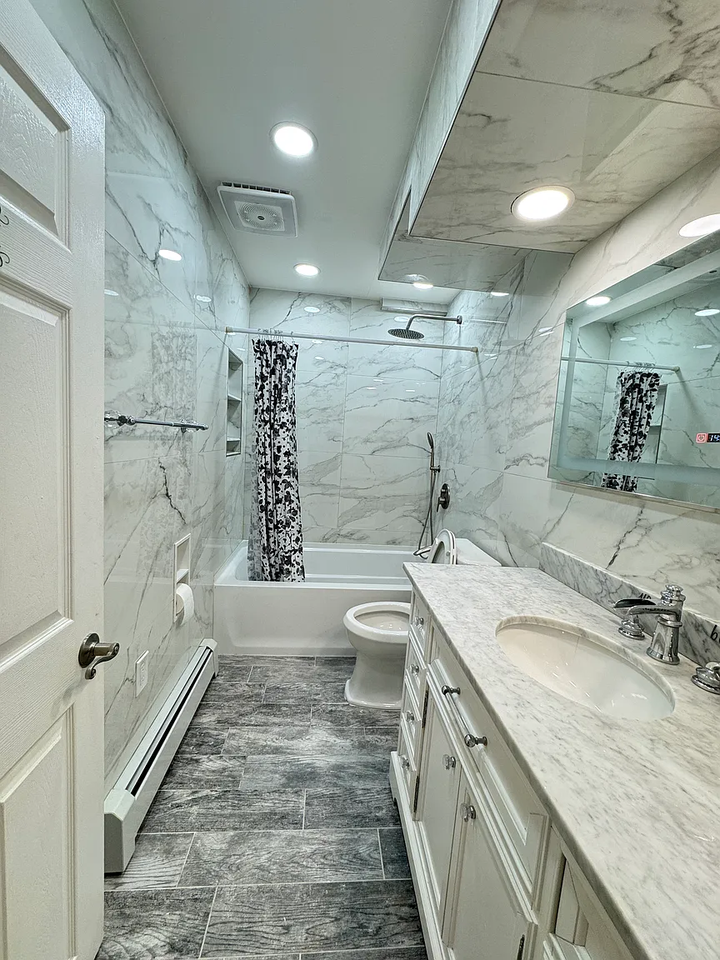 18 Lynbrook Ct #18 - Photo 4 of 17