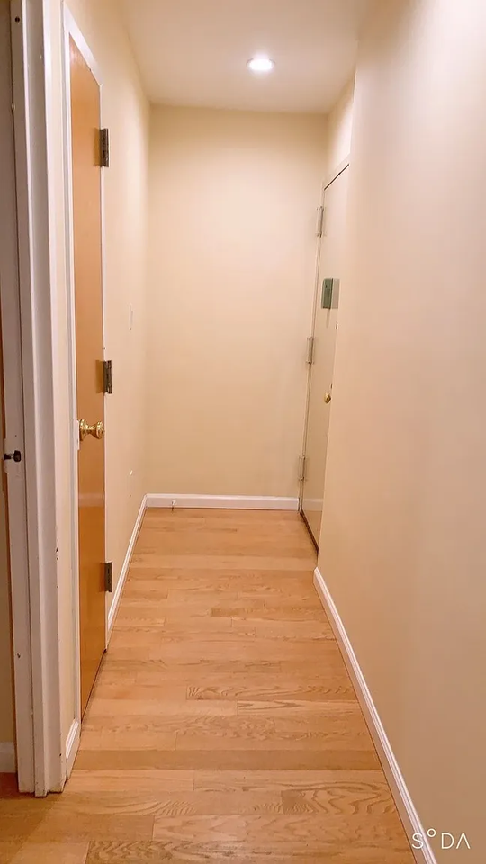 3086 31st St #3A - Photo 2 of 11