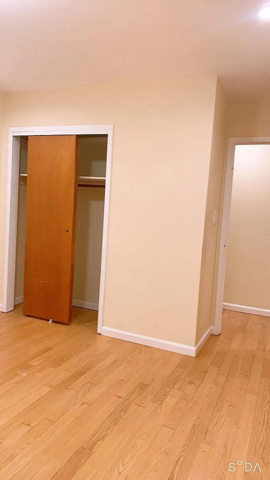 3086 31st St #3A - Photo 4 of 11