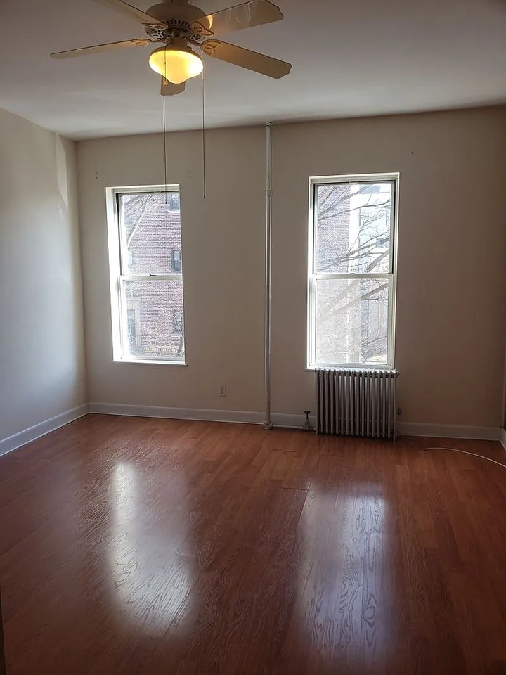 3284 30th St #3L - Photo 7 of 15