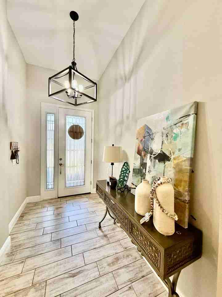 4035 Maurice Ave - Photo 4 of 41