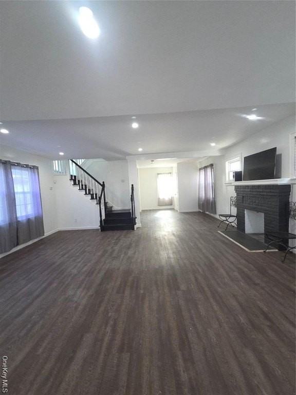 10532 192nd St - Photo 3 of 17