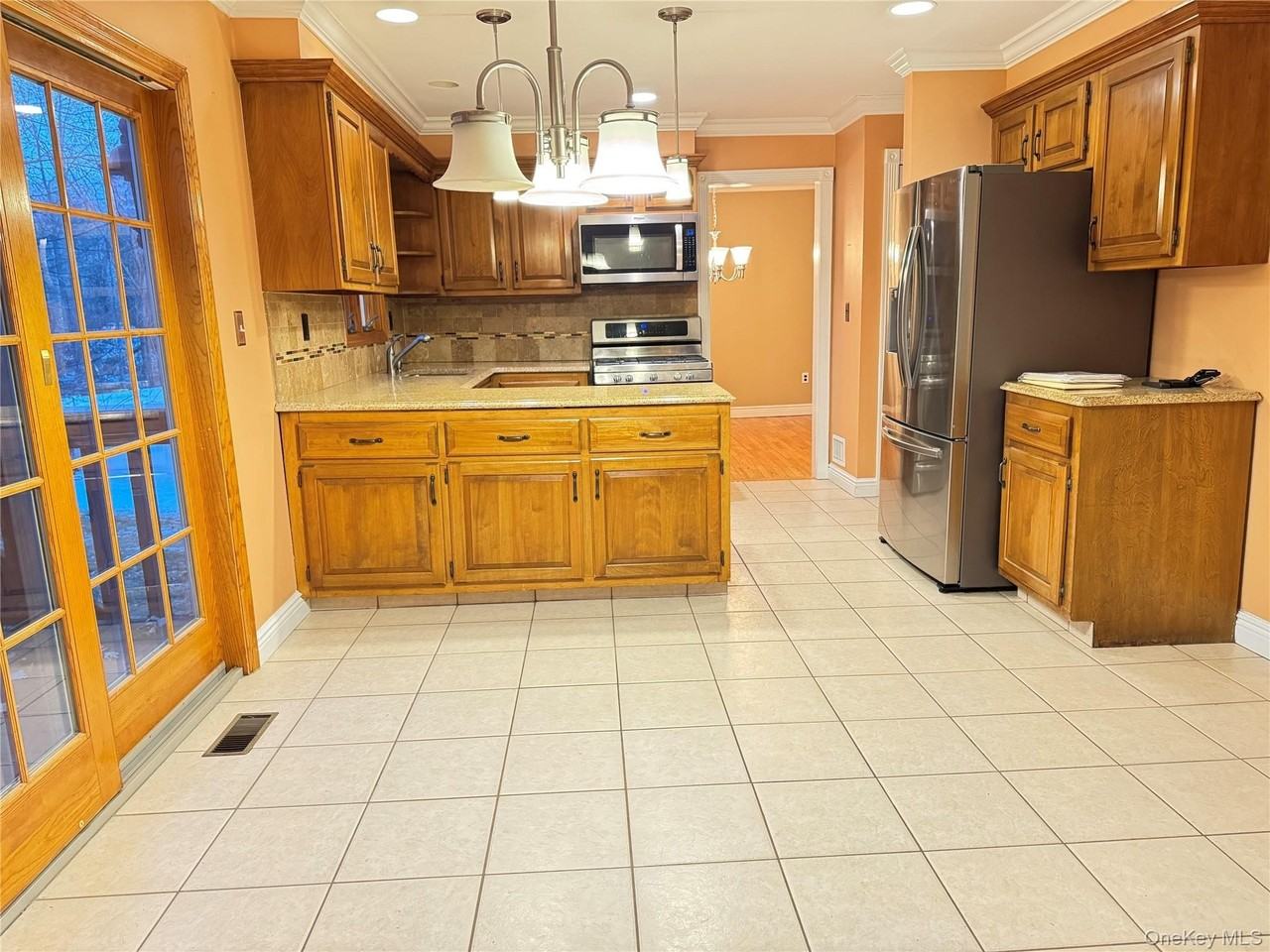 9 Glen Rose Ct - Photo 3 of 17