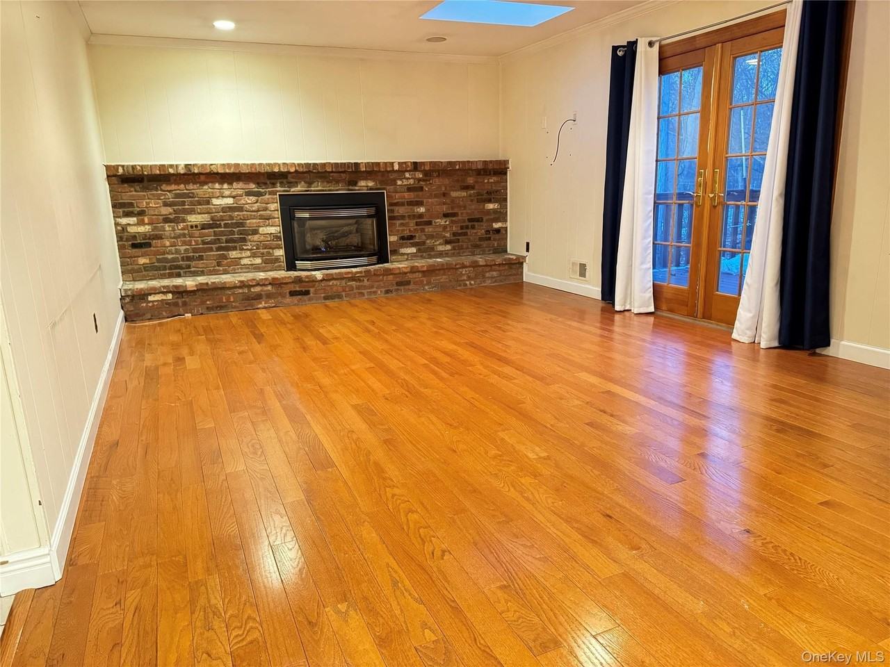 9 Glen Rose Ct - Photo 6 of 17