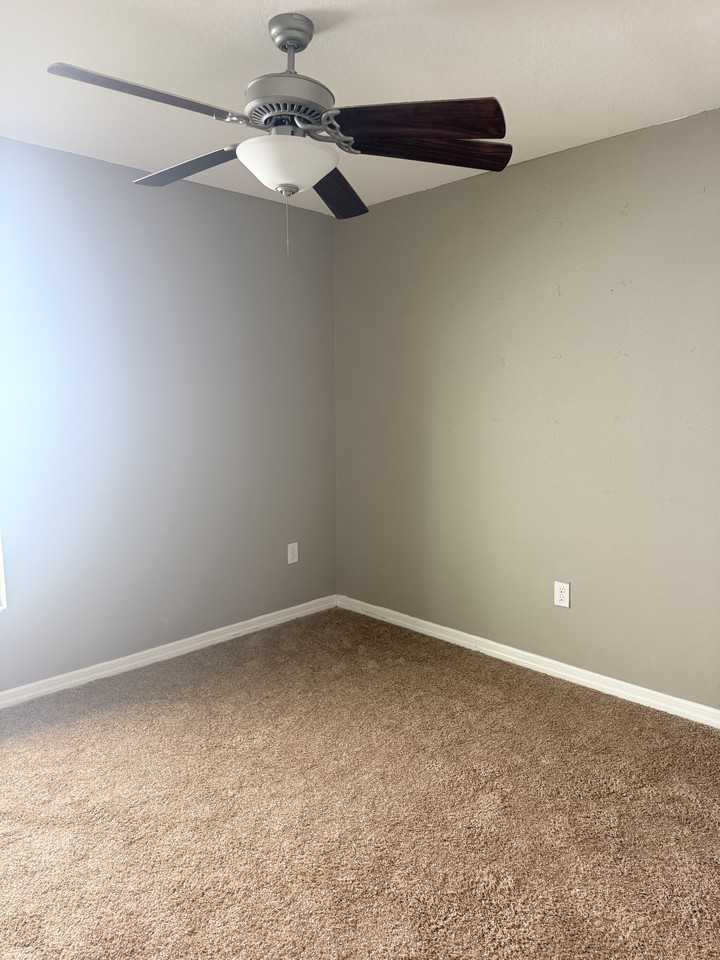 12136 Miracle Mile Dr - Photo 7 of 12