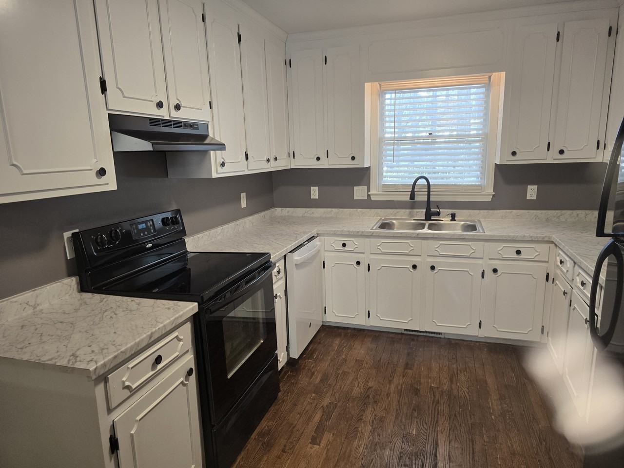 707 Branniff Dr - Photo 3 of 28