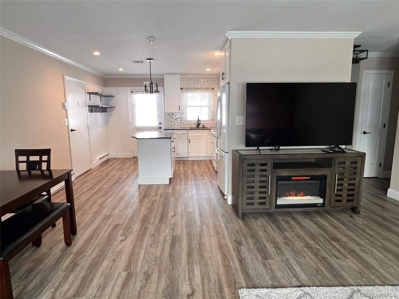 44B Trent Ct Unit B #B - Photo 5 of 14