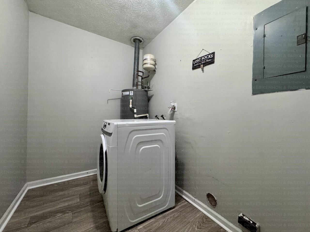 374 Mount Pleasant Dr - Photo 6 of 12