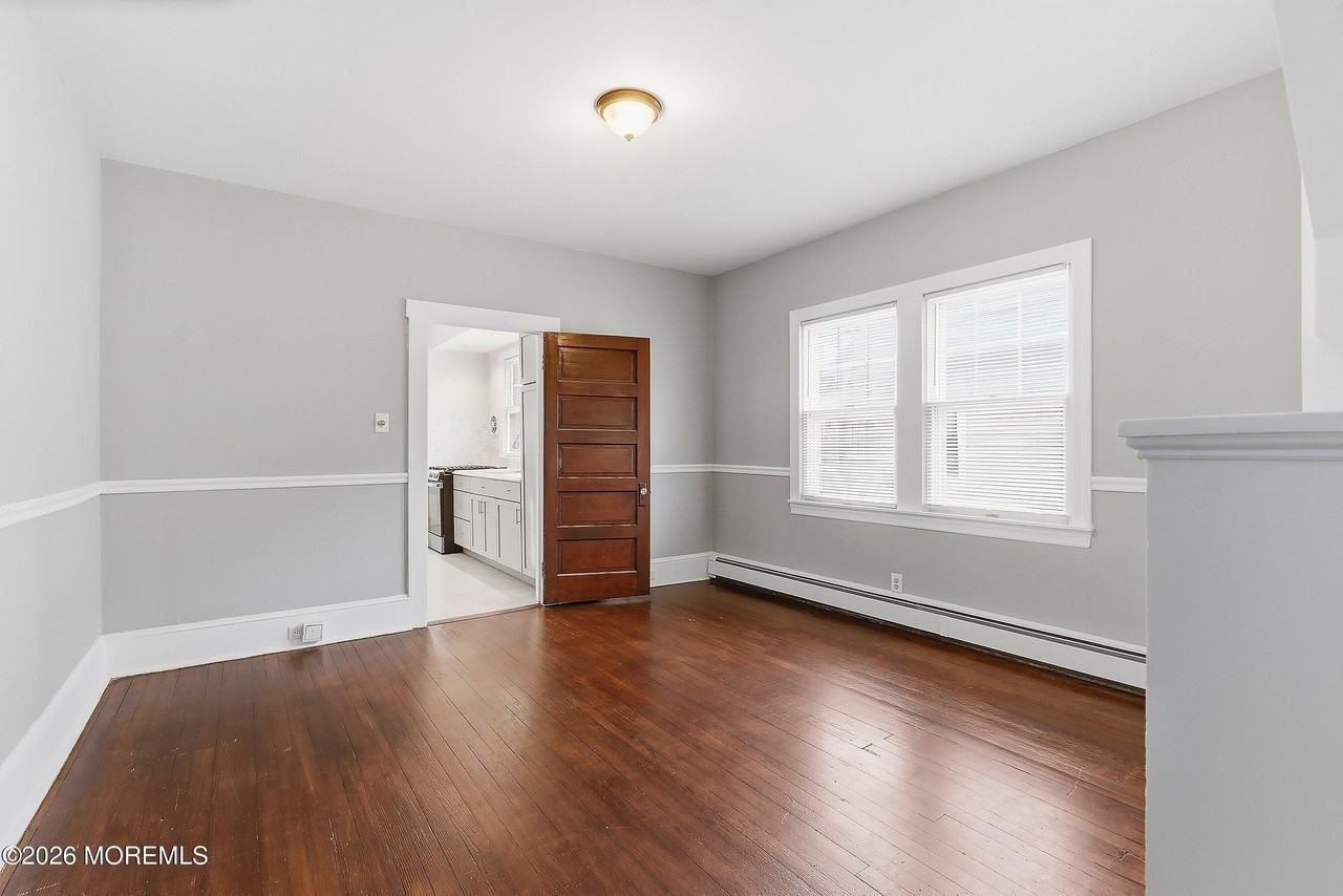 708 Atlantic Ave - Photo 6 of 30