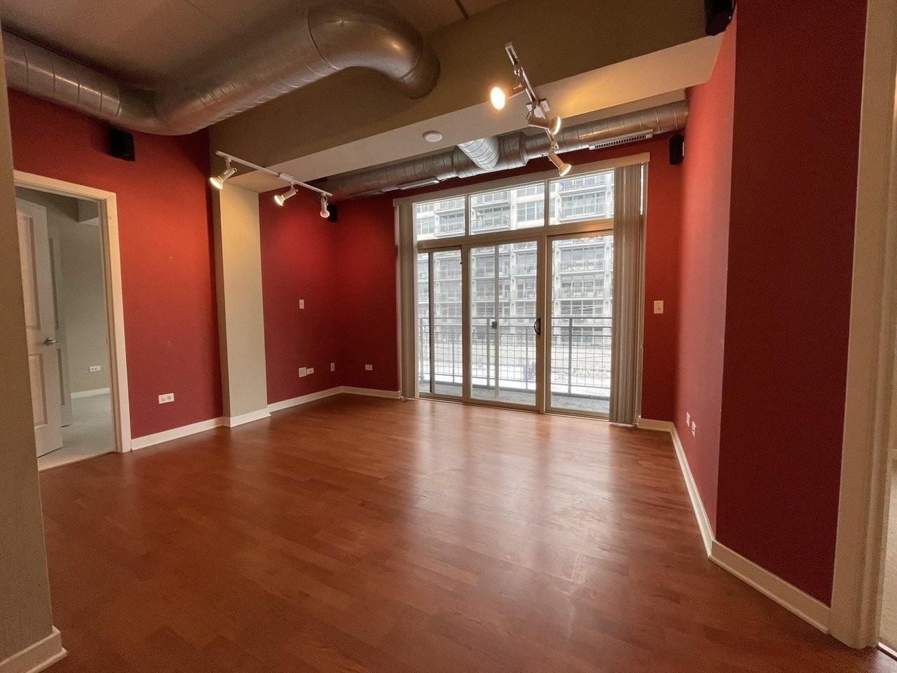 1228 W Monroe St Unit 405 #405 - Photo 4 of 12