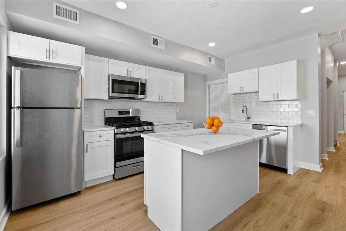 3751 N Clifton Ave Unit Ch-2 #CH2 - Photo 7 of 17