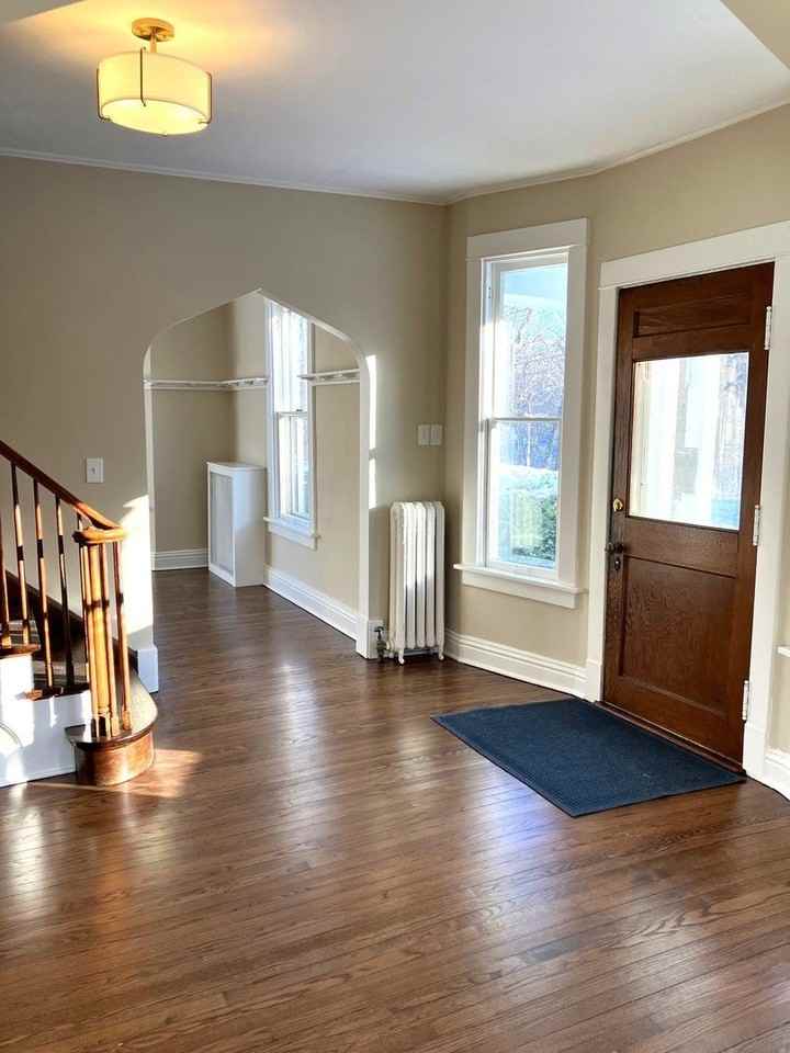 544 Ravine Ave - Photo 3 of 29