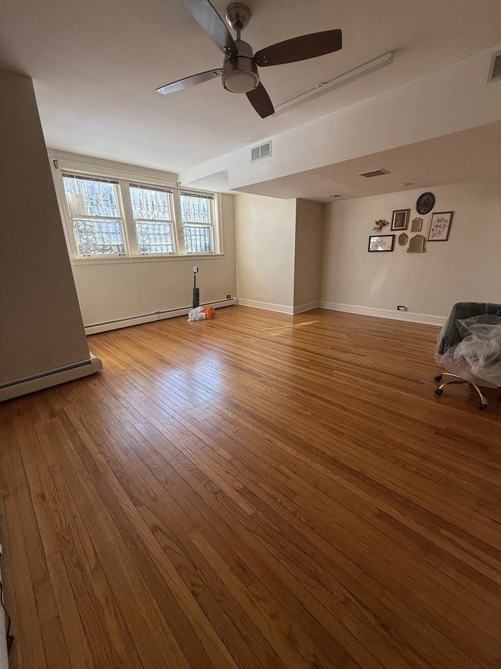 7450 N Claremont Ave Unit 1g #1G - Photo 5 of 27