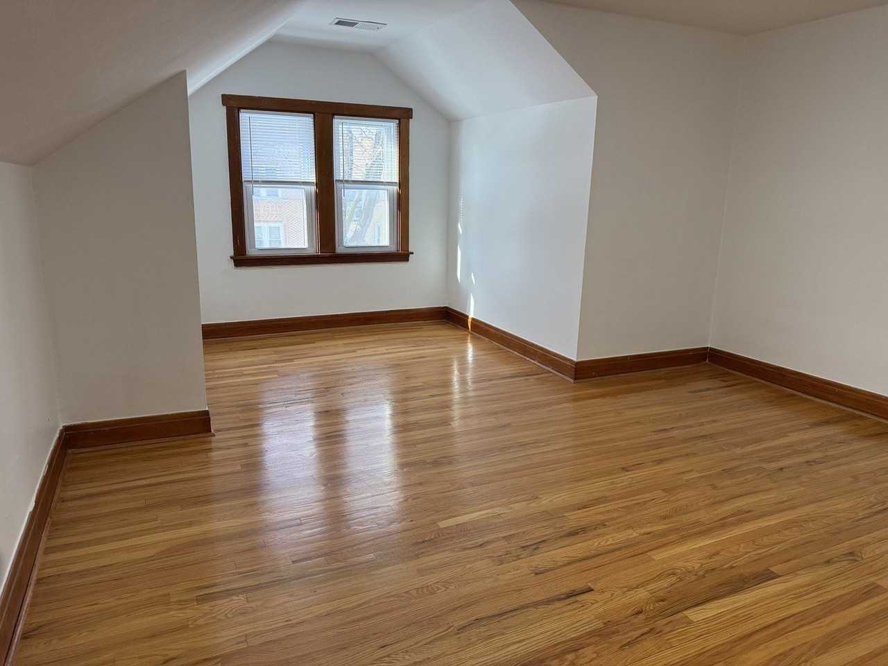 5501 N Luna Ave Unit 2 #2 - Photo 3 of 12