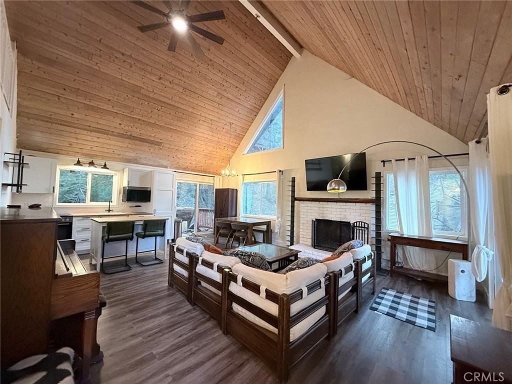 286 N Terrace St - Photo 6 of 25