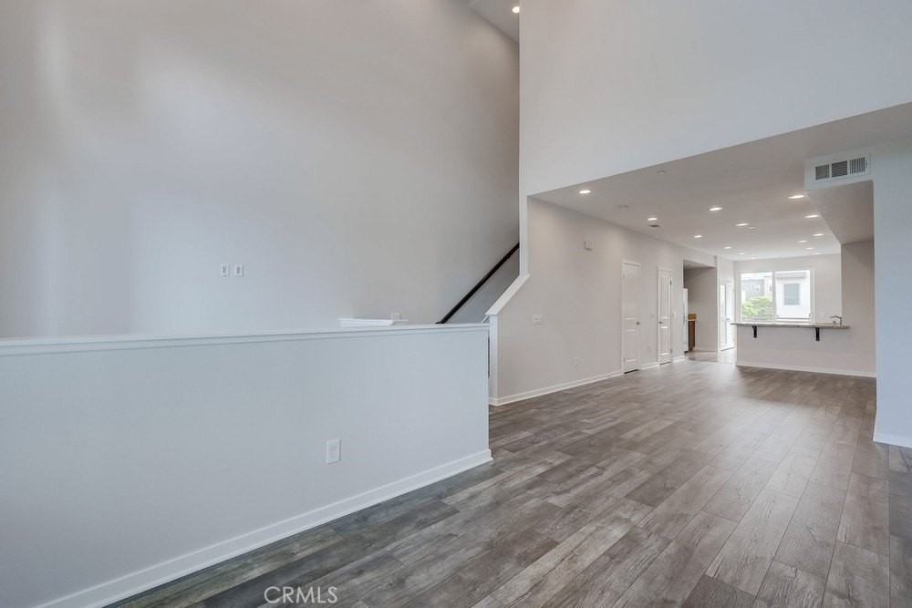 103 Waldorf - Photo 3 of 50