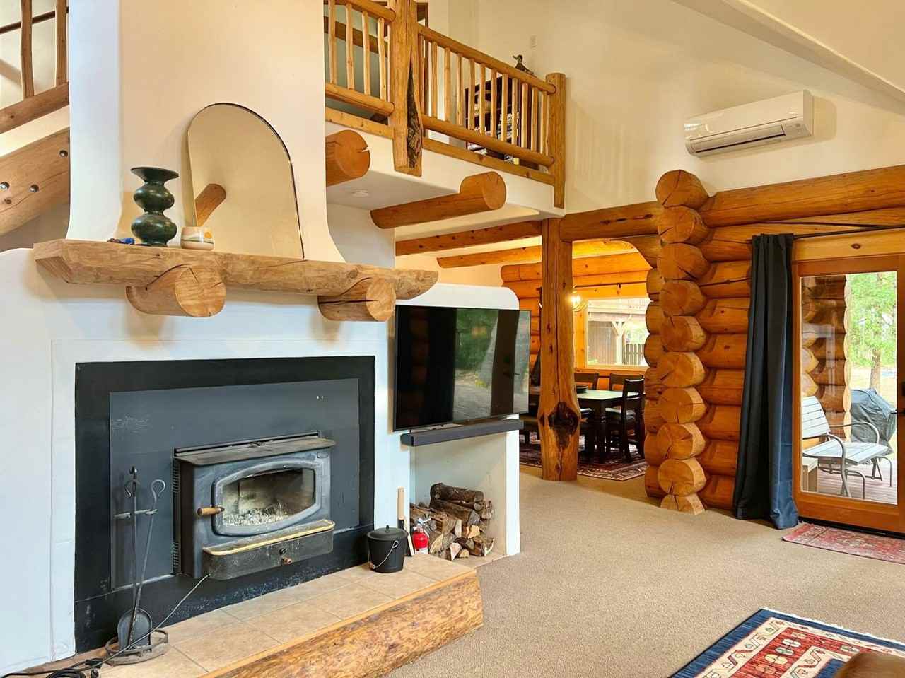 700 N Old Stage Rd - Photo 4 of 21