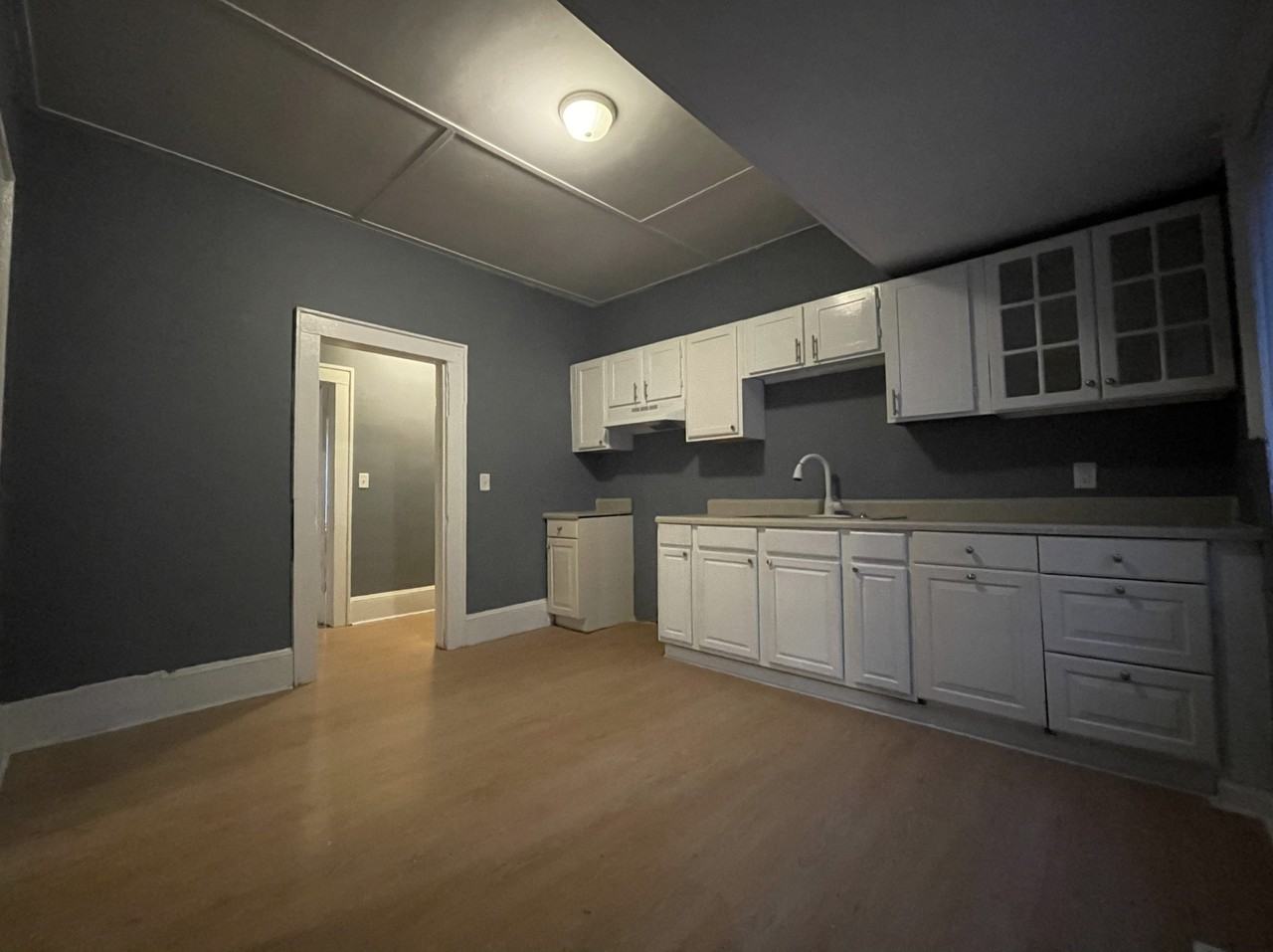 1015 Fallston Rd - Photo 3 of 10