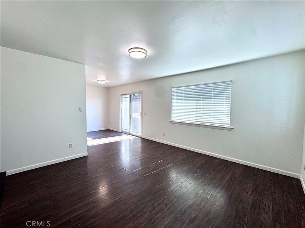 4692 Heil Ave - Photo 3 of 27