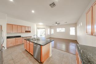 2000 W Periwinkle Way - Photo 1 of 1