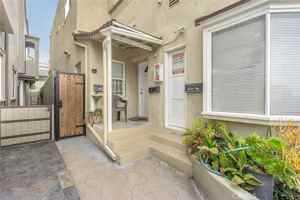 featured image of 5125 E Ocean Blvd #B