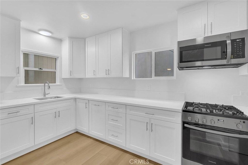 5125 E Ocean Blvd #B - Photo 6 of 20