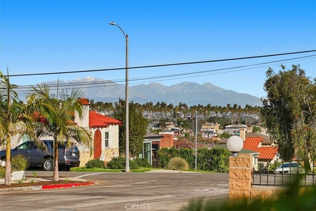 4312 W 59th St - Photo 3 of 50