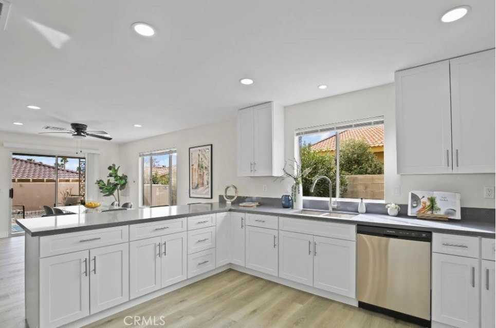 64861 Burke Ct - Photo 7 of 22