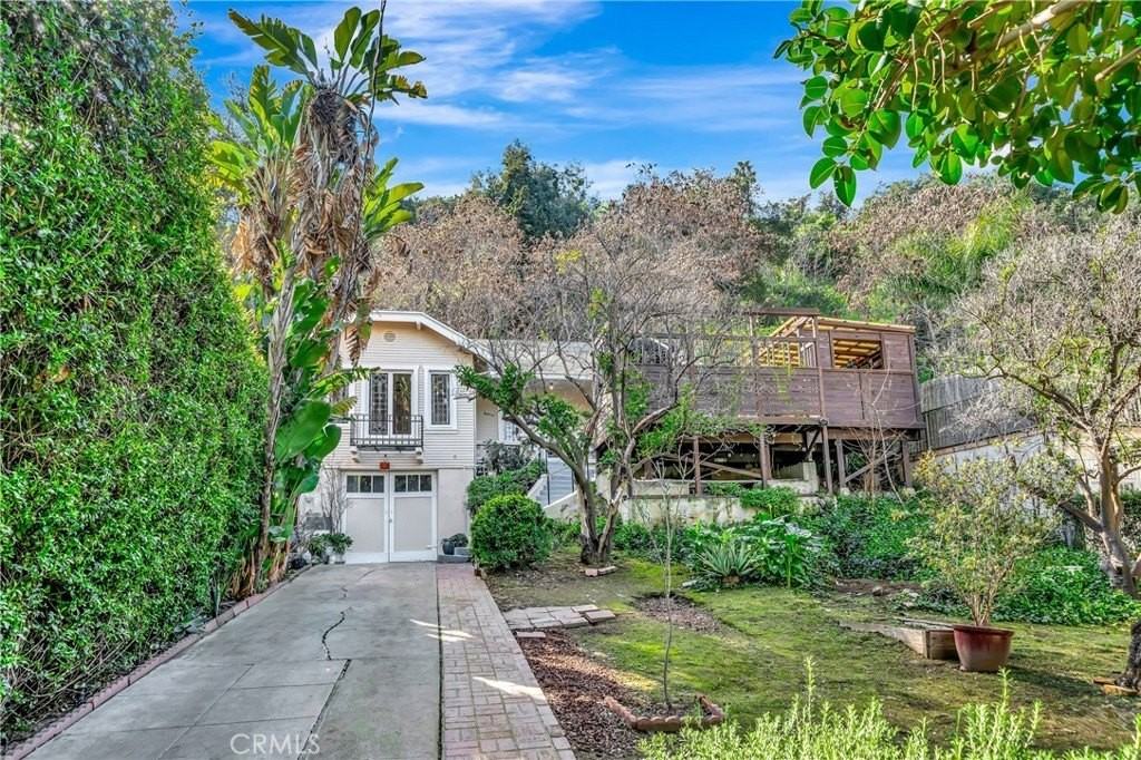 11026 Fruitland Dr - Photo 6 of 50