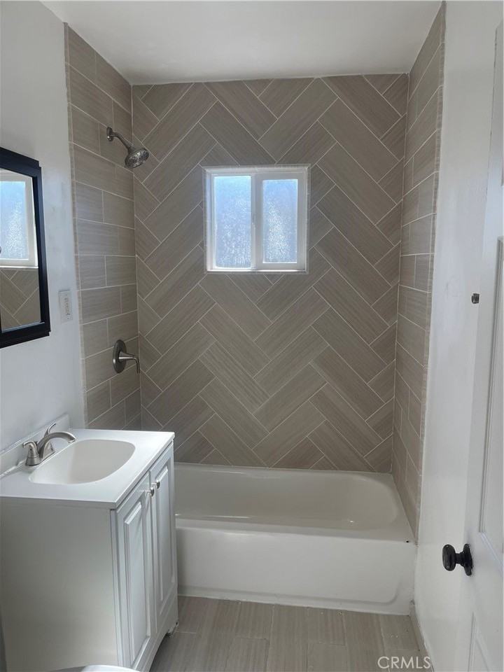 10979 Cassina Ave #A - Photo 3 of 23