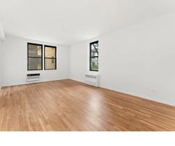 201 E 15th St #4H - Photo 1 of 1