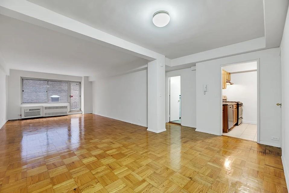 225 E 46th St #1B - Photo 6 of 6