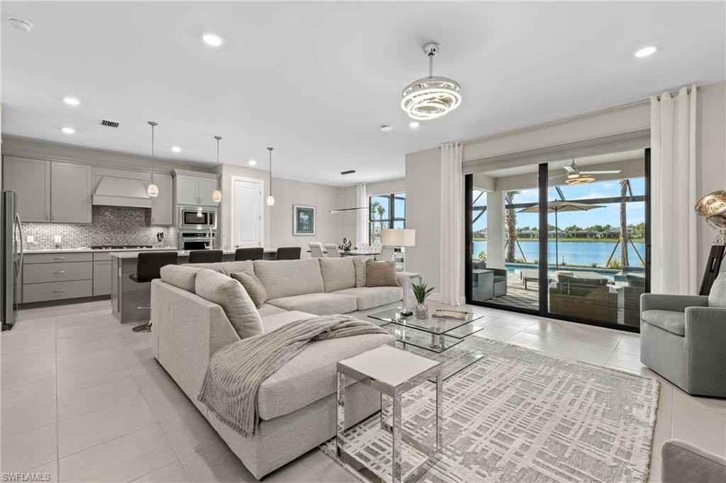 2147 Yellowfin Cir - Photo 3 of 34