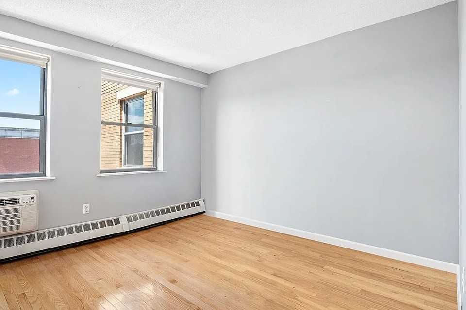 1825 Madison Ave #9H - Photo 5 of 7