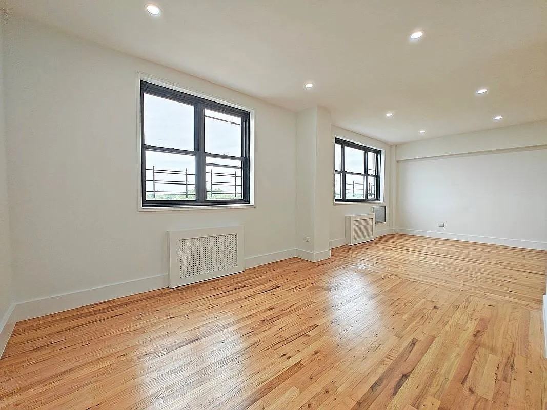 3845 Shore Pkwy #5D - Photo 5 of 10