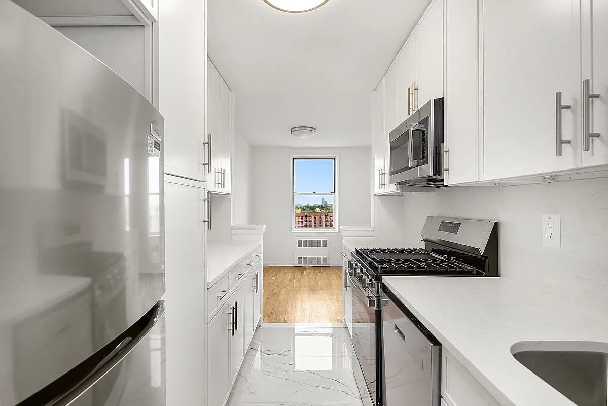 9602 4th Ave #6G - Photo 5 of 10