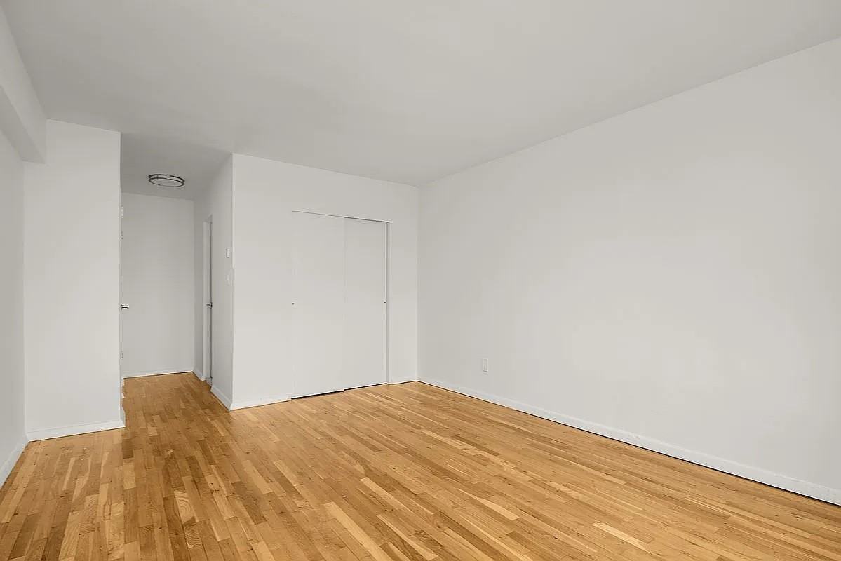 9602 4th Ave #6G - Photo 7 of 10