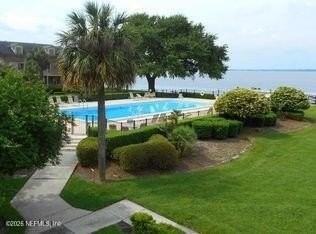 842 Cedar St Unit 842 #842 - Photo 3 of 26