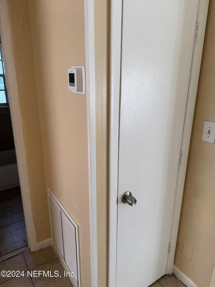 2604 Mcmillan St - Photo 6 of 8