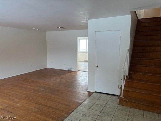 1670 Dominion Dr - Photo 2 of 9