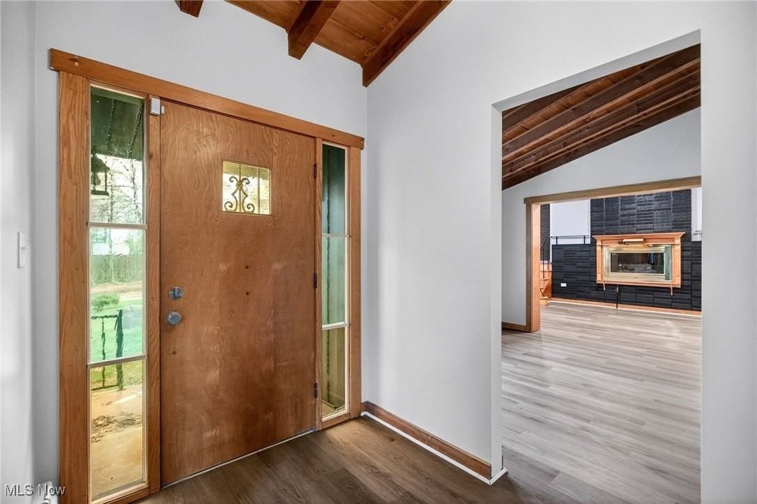 3863 Wiltshire Rd - Photo 5 of 46