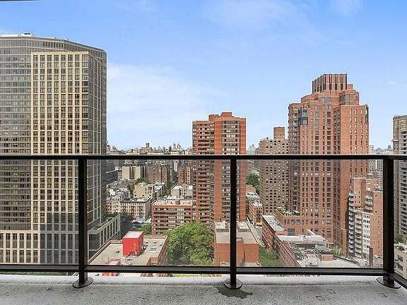 245 E 93Rd St - Photo 2 of 6