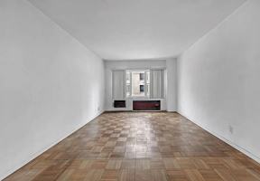 featured image of 144 E 84th St