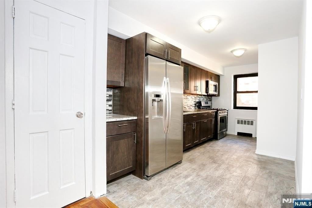 208 Anderson St Apt S4f - Photo 3 of 20