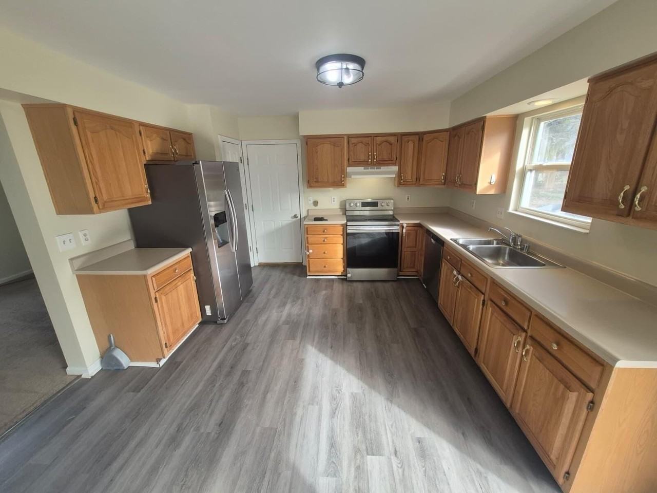 3023 Tomahawk Ridge Way - Photo 4 of 15